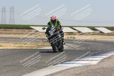 media/Aug-04-2024-TrackDaz (Sun) [[e1ff0814b6]]/Group A/12pm (Wheelie Bump)/